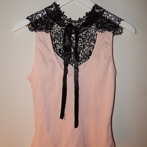 Light Pink Crochet Top - Picture 3 of 4